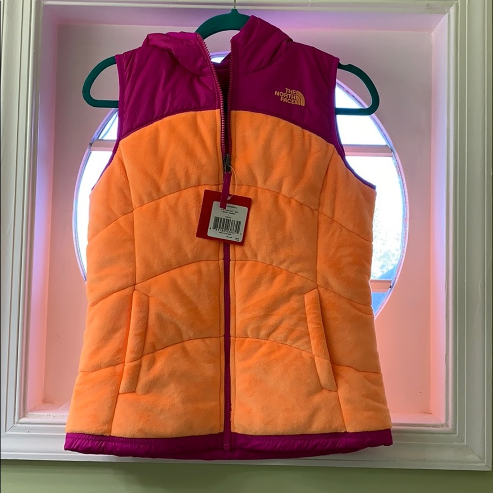 NWT north face vest youth large